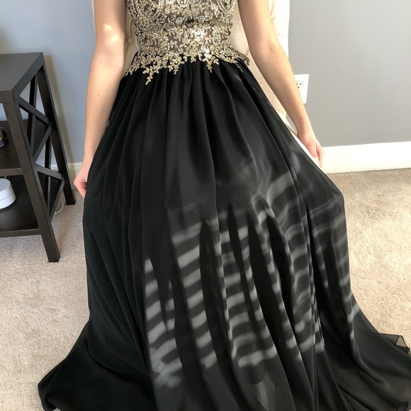 Prom Dress - Picture 3 of 5